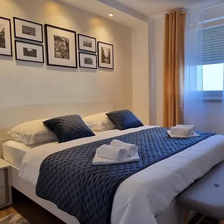 Qr Apartment For Family, Couples, And Friends Stay In Fiume Esterno foto